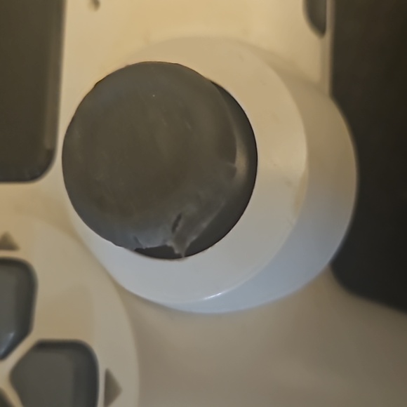 Playstation‎ Controller - Picture 2 of 4